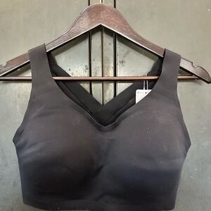 Lululemon Enlite Sports Bra 36DD NWT